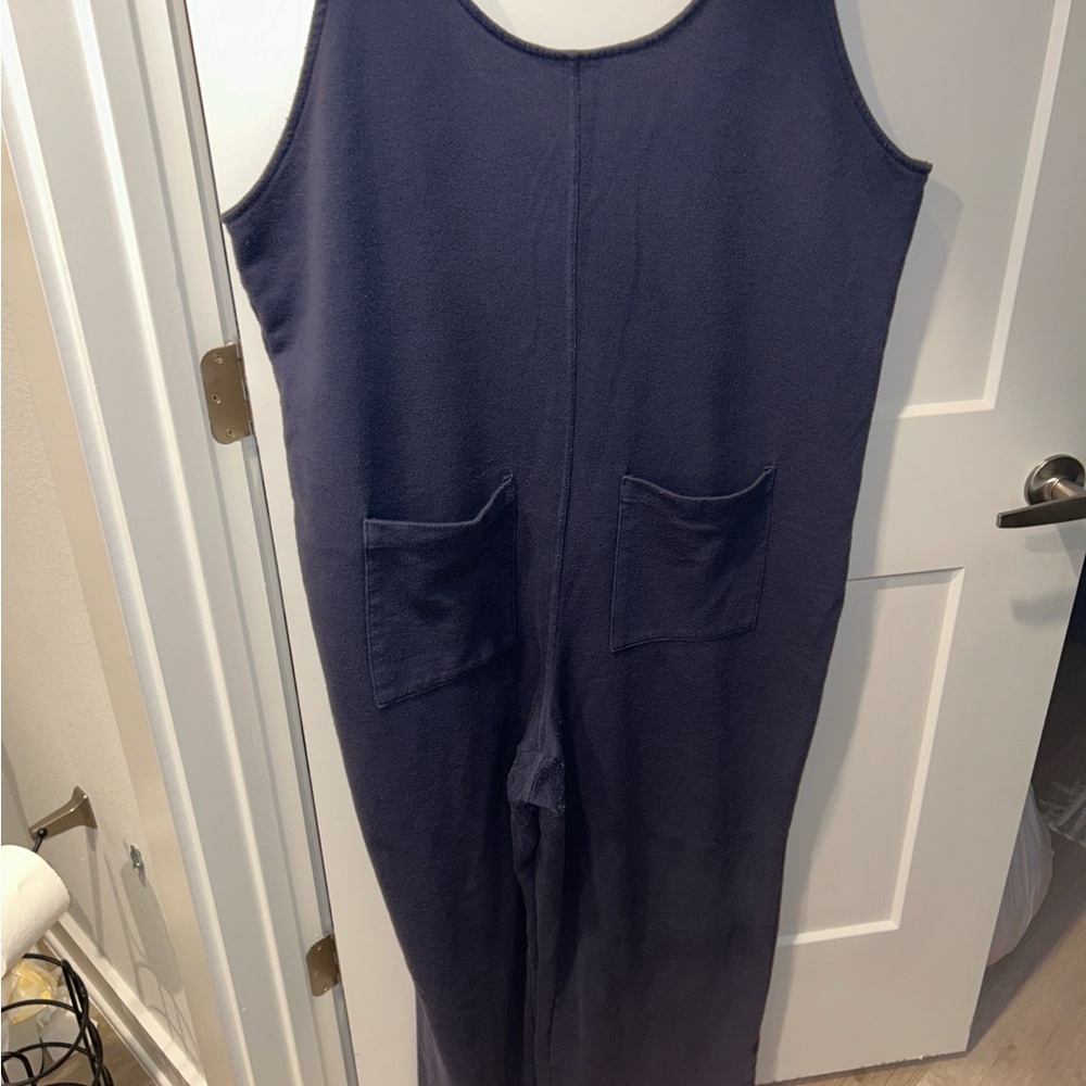 Navy Blue Sleeveless Jumpsuit